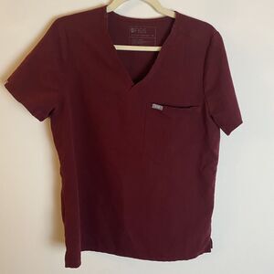 Figs Technical Catrina Scrub Top Shirt‎ Womens Medium Red Pocket V-Neck Stretch